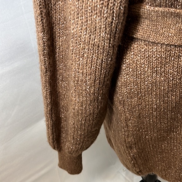 Wool blend cardigan Topshop, size 8-10, light brown color, very warm. - Picture 4 of 4